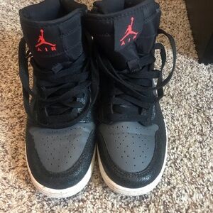 Used Jordan retro 1